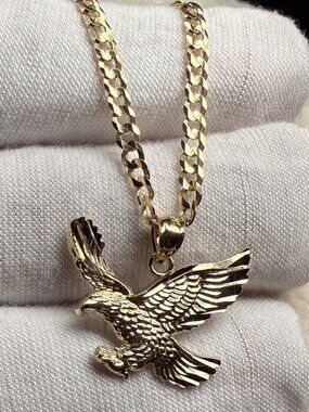 14K Yellow Gold Eagle Pendant With 2.7mm Cuban Chain - 20 inch